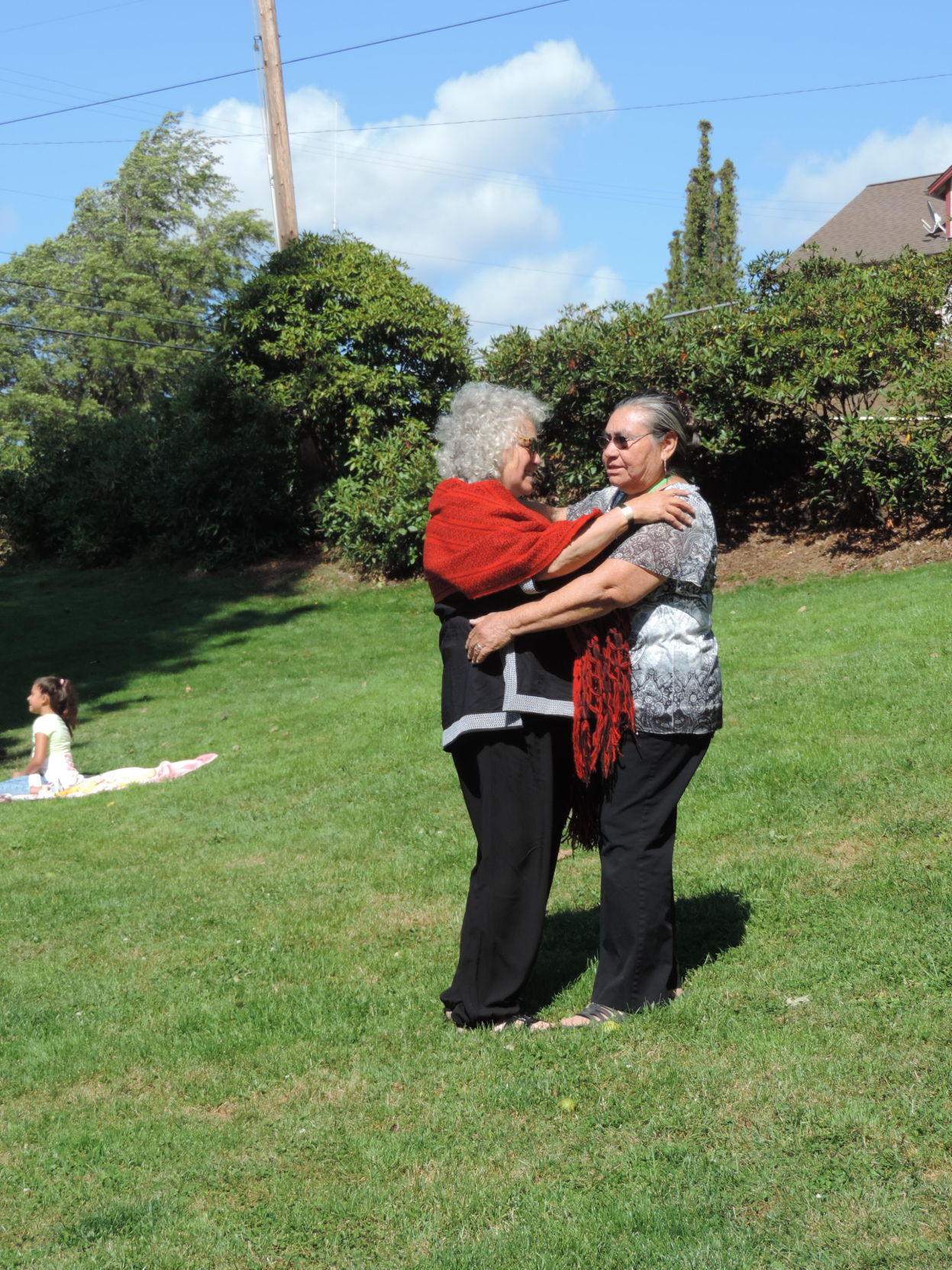 A9 latino fest, tina and tonia.JPG