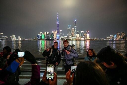 Shanghai residents welcomed Loic Voisot and Benjamin Humblot at the end of their epic walk from France