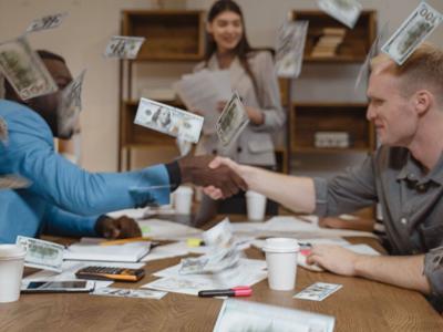 moneyfriends_featured