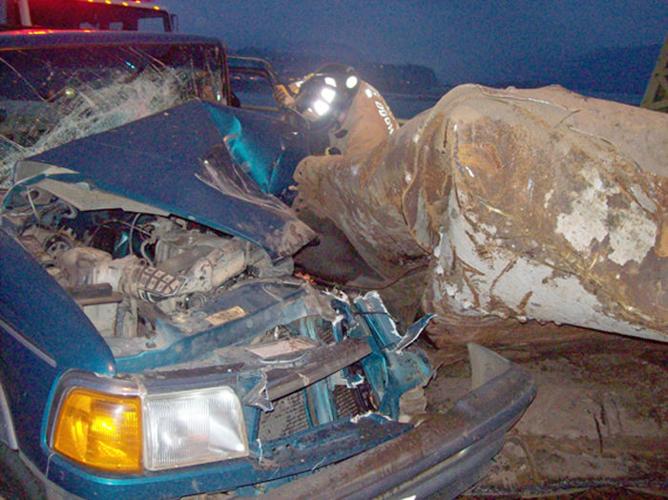 Bridge closed, man injured in HR Bridge accident