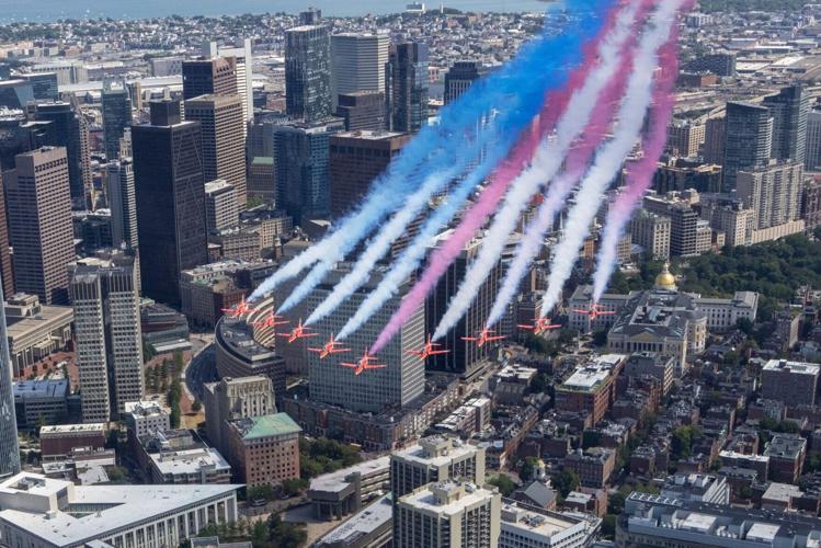 Red Arrows and Blue Angels unite for 250-year US celebrations