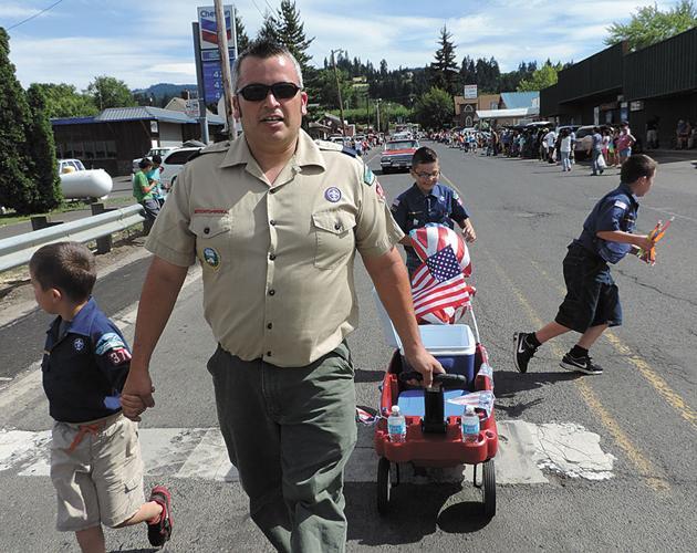Community shines with the sun on 4th of July