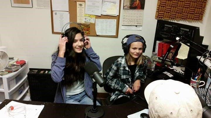 Radio Tierra 9 Aileen Castro Josie Noteboom.jpg