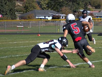 Humberto Pulido (5) makes a man miss earlier this year.  Zach Thummel photo