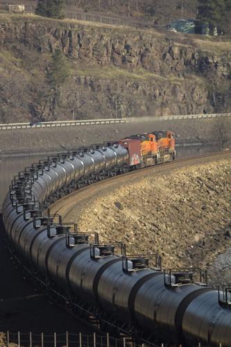 Watchdog groups fight oil hub