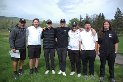 TD boys golfers take first in district