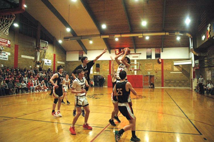 1A boys basketball roundup Dufur wins regular season crown, district
