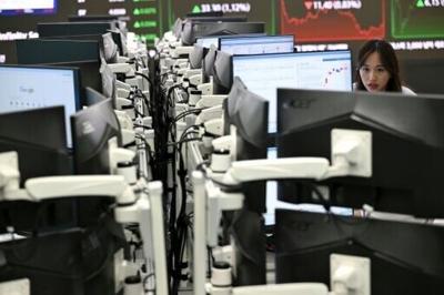 Asian markets tracked gains on Wall Street as tech firms enjoyed fresh buying