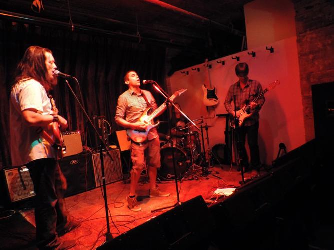 Chavez tribute rocks Underground, Red Carpet