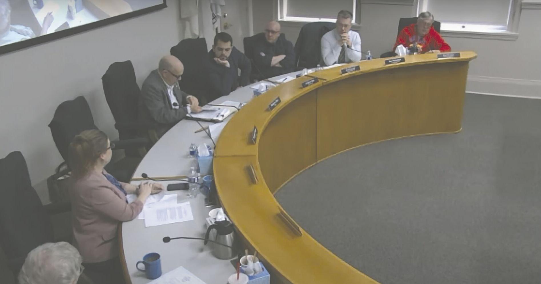 Council discusses evaluation for municipal judge - Vimarsana News