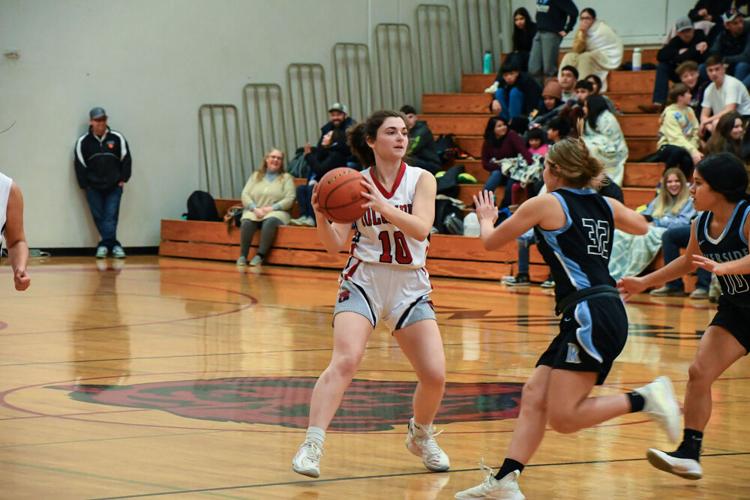 Columbia GBX versus Riverside_17.JPG