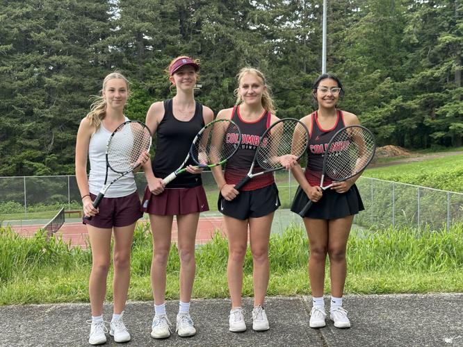 Gorge tennis players
