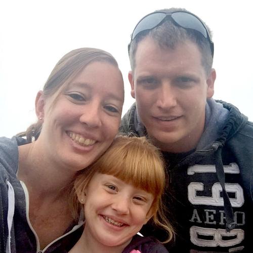 Pig Bowl game helps three Gorge families in need