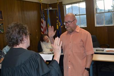 Cascade Locks appoints new councilor