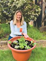 Garden Gathering presents pop-up workshops at plant sale