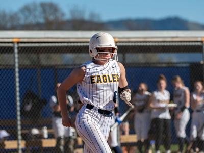 HRV softball 0318