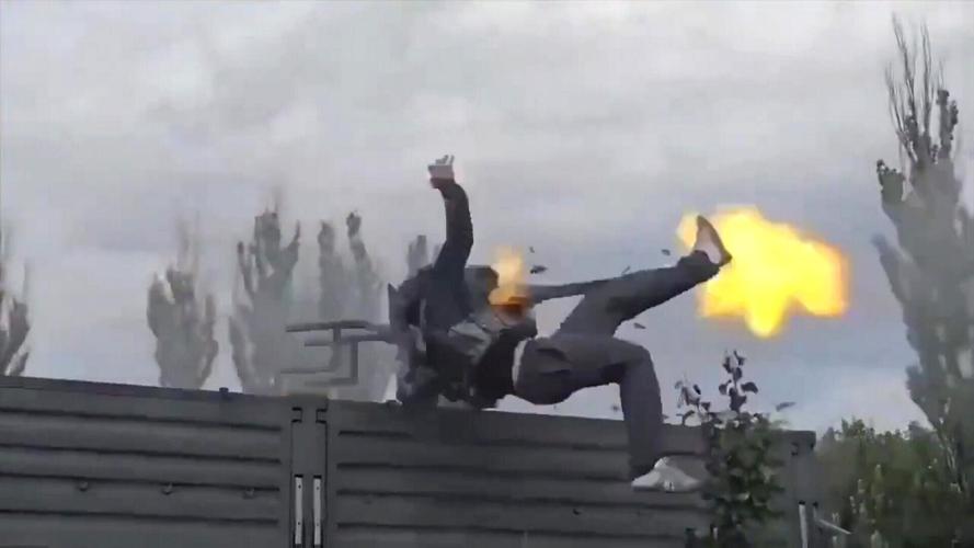 Russian soldier nearly killed by out-of-control machine gun