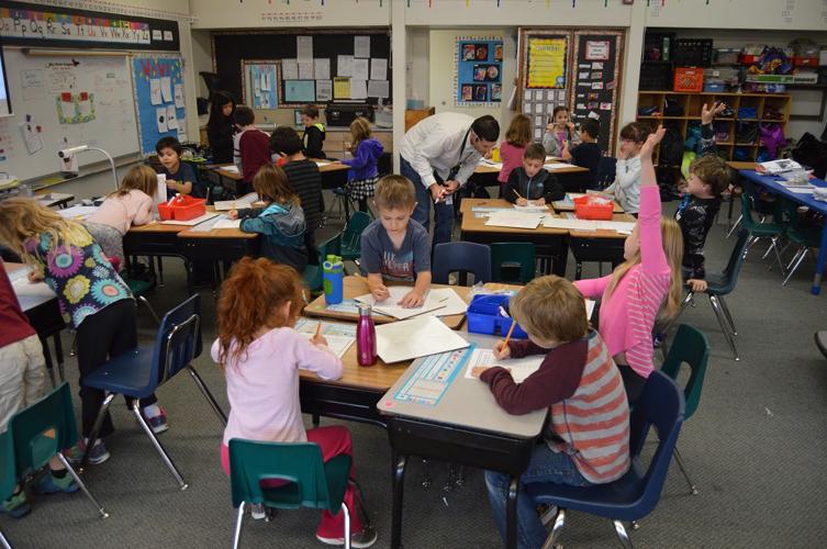 Happy Thanksgiving: Turkey words and pictures