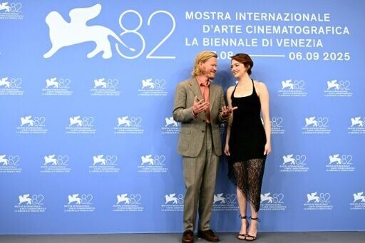 US actor Jesse Plemons and US actress Emma Stone star in 'Bugonia'