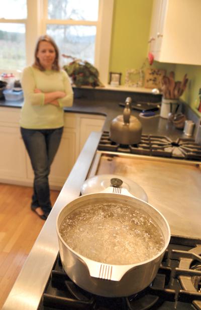 In Oak Grove, frustrations rise as water boils