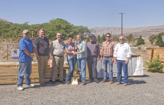 Gorge Vista opens in Rufus