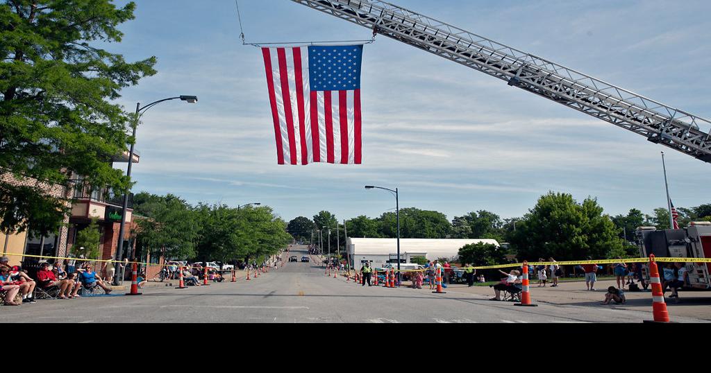 PHOTO GALLERY Columbia parade commemorates Memorial Day Photos