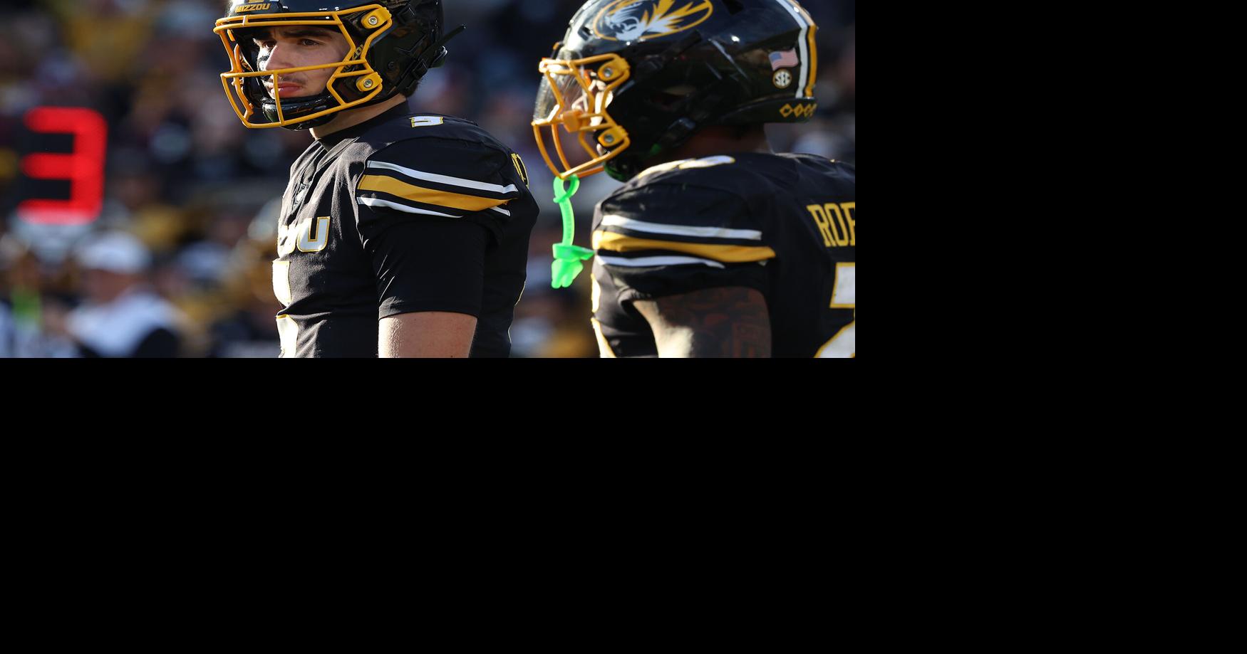 Missouri quarterback Matt Zollers (5) pauses between plays (copy)