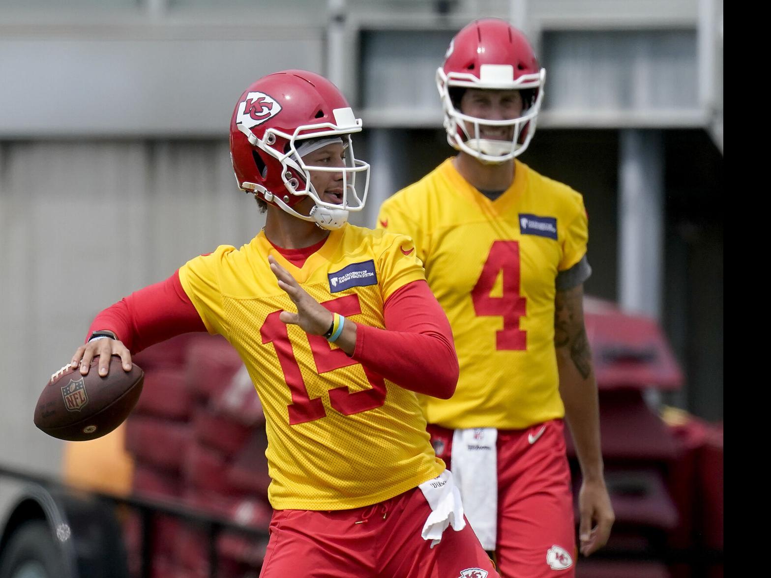 Chiefs Mahomes Joins Usa Football In Youth Football Support Pro Sports Columbiamissourian Com
