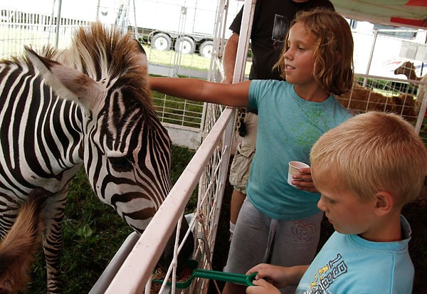 Hedrick's Educational Petting Zoo brings exotic animals to Boone
