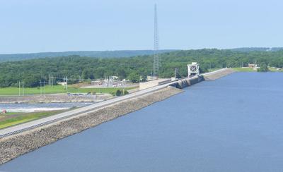 Photo Gallery Flood Waters Continue To Rise Drawing Attention And Damage To Mid Missouri Photos Columbiamissourian Com
