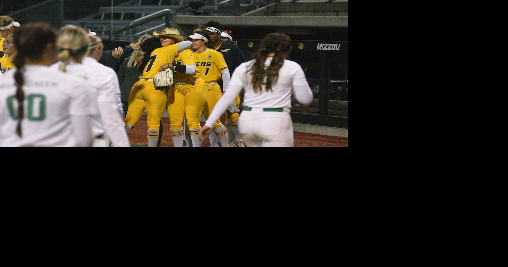 Behind rising star pitcher, Missouri softball stays perfect with Texas ...