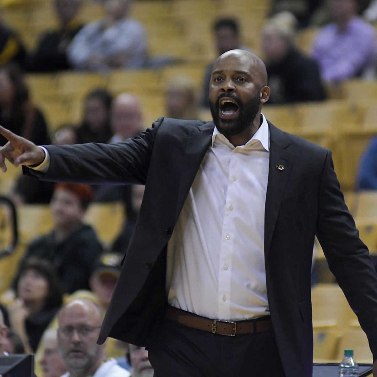 Undermanned Missouri Slogs To Defeat At South Carolina Mizzou Men S Basketball Columbiamissourian Com