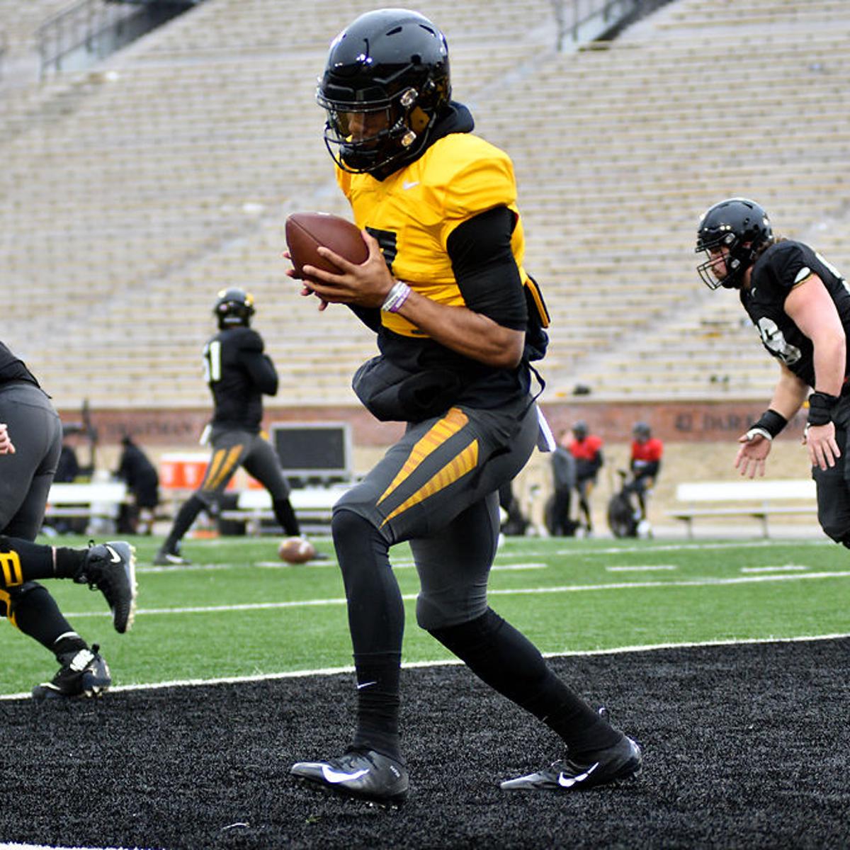 Missouri Football Spring Roster Holds First Practice On Faurot