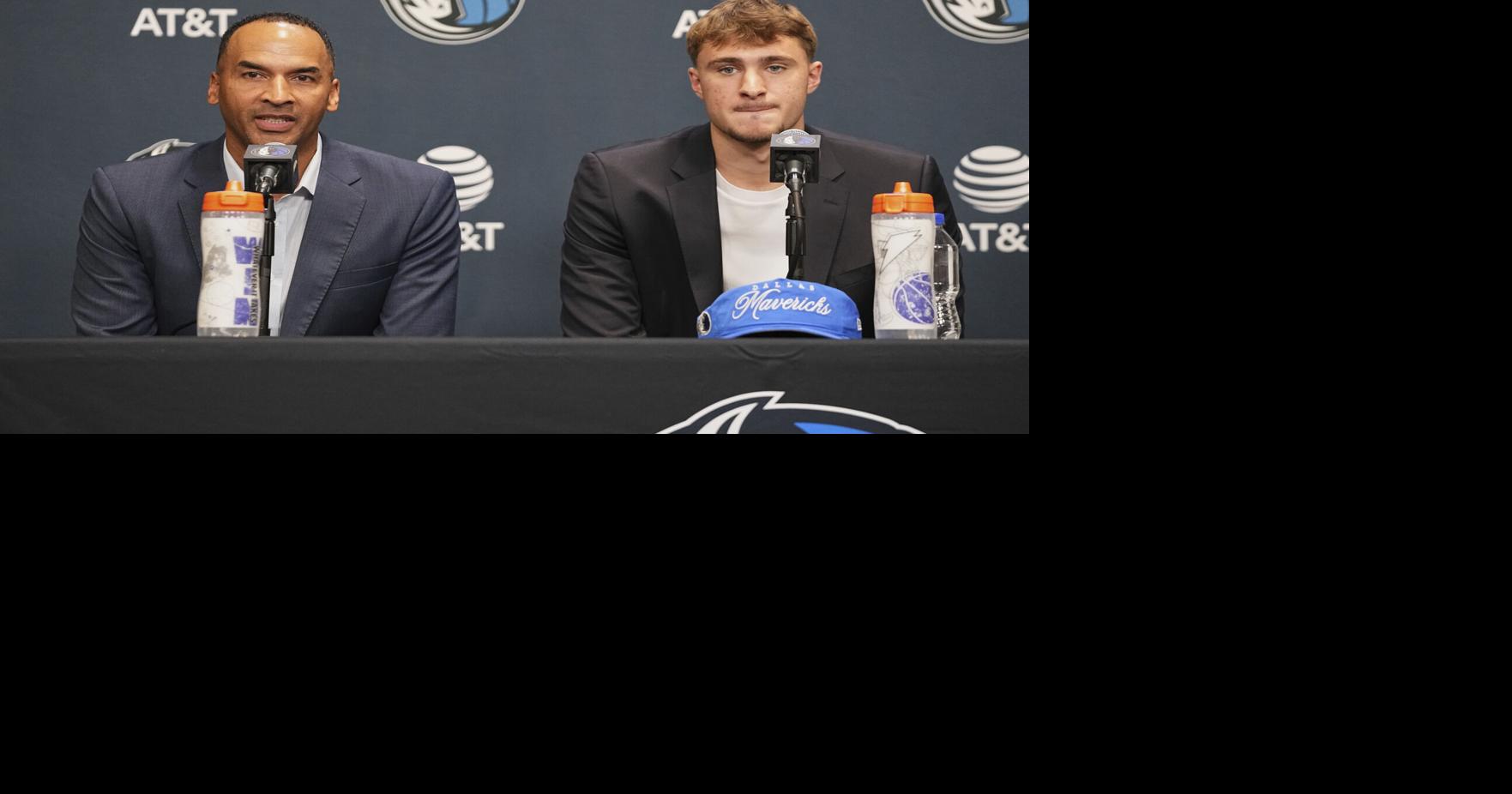 Mavericks Flagg Basketball