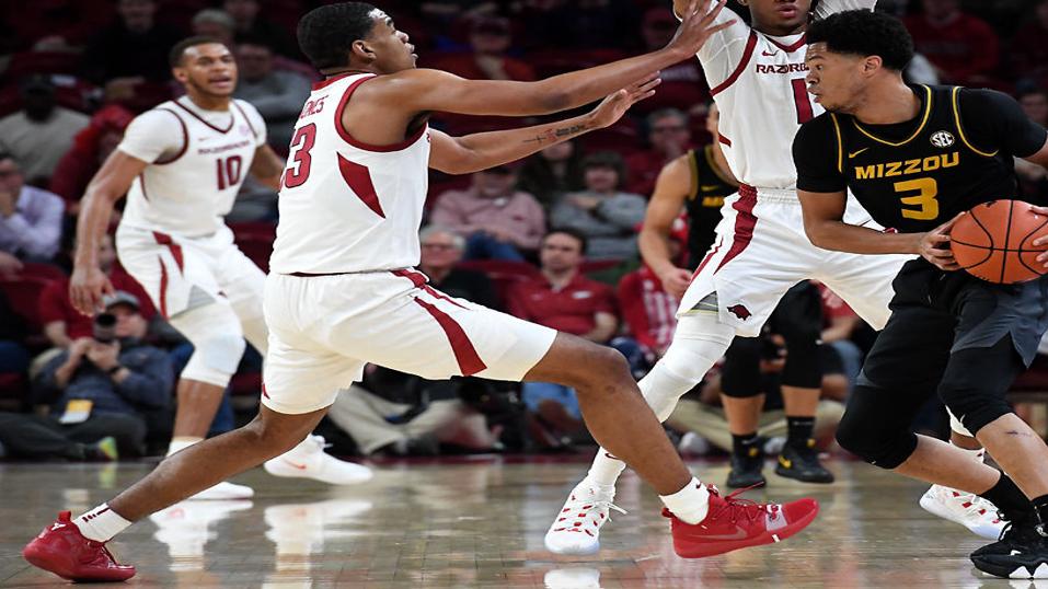 Missouri S Ronnie Suggs Placed On Scholarship Mizzou Men S