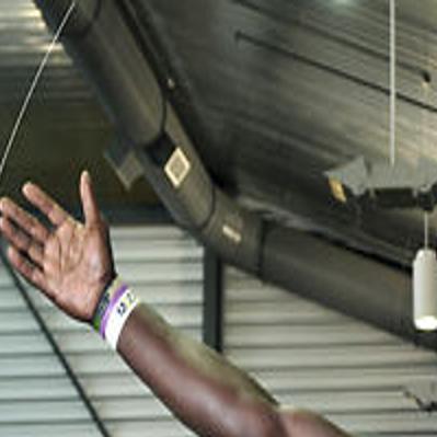 Tiger Kickoff Getting Physical With Mu S Aldon Smith