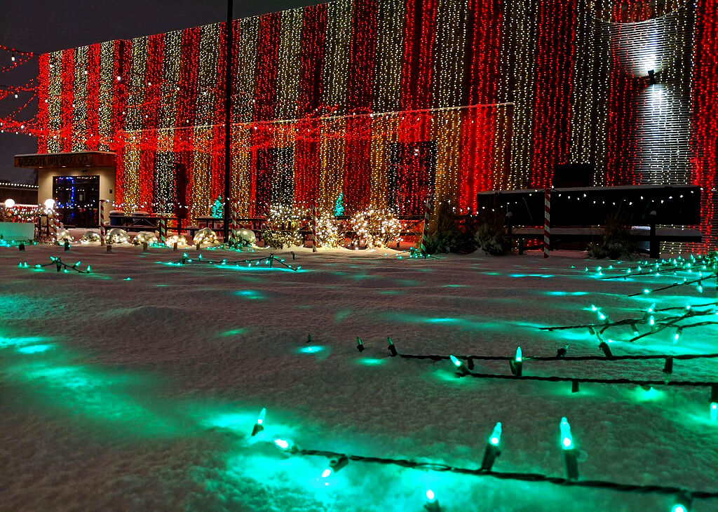 The Candy Cane Crib is spreading Christmas spirit — one bulb at a