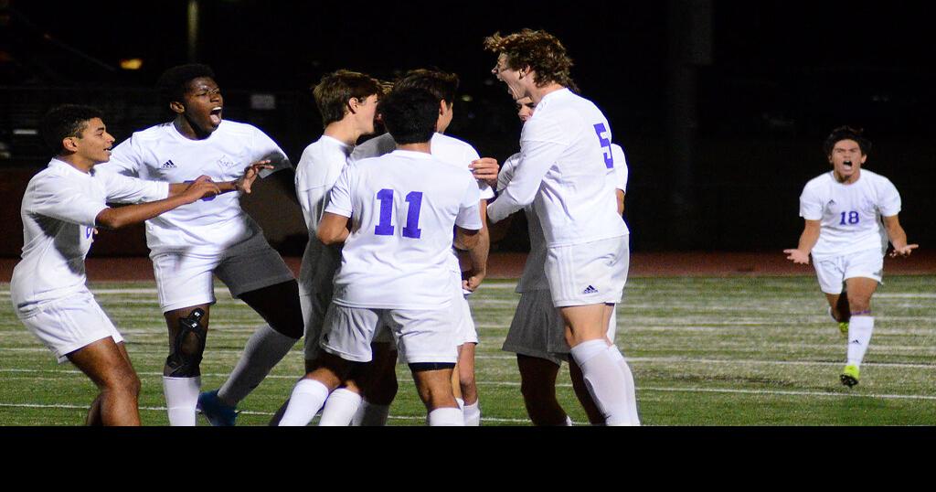 PHOTO GALLERY Hickman boys soccer wins lastsecond thriller Sports