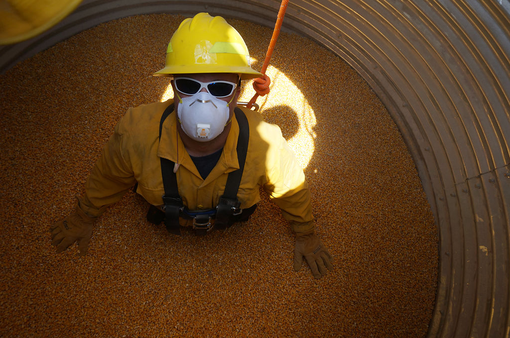 grain bin accident simulation grain bin accident simulation