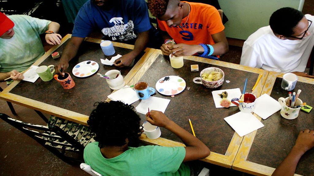 Missouri School For The Deaf Students Visit Ceramic Studio Local