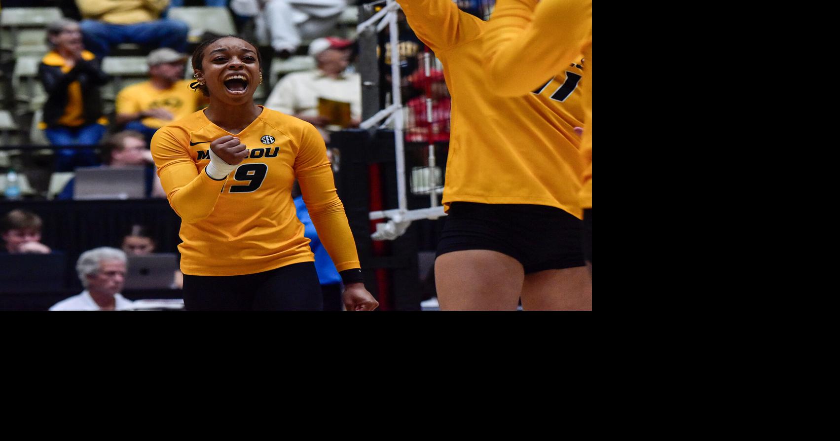 Four Mizzou volleyball players, coach Sullivan earn AVCA Central Region ...