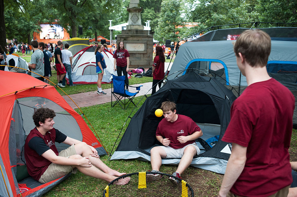 Gamecock tent outlet