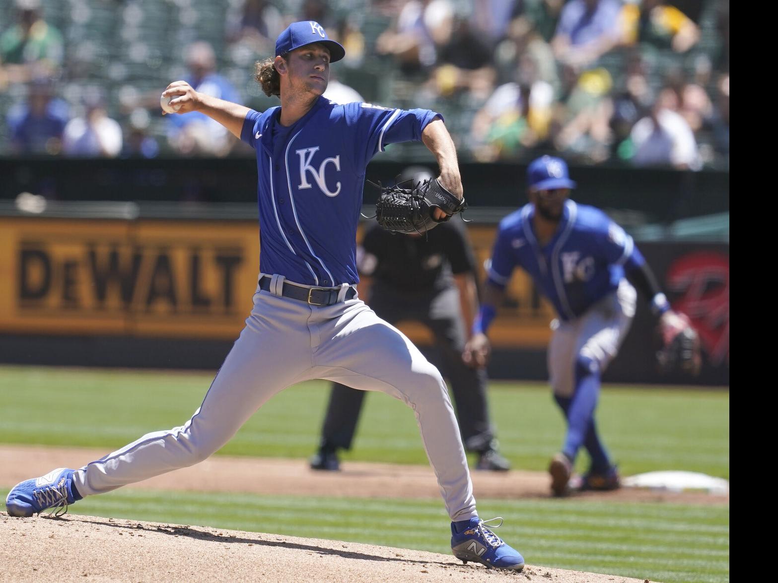 Jackson Kowar's Kansas City Royals debut lasts 2/3 of inning