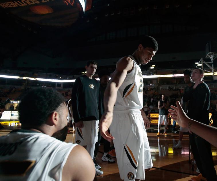 Missouri Men S Basketball Team Drops Seventh Straight To Auburn 77
