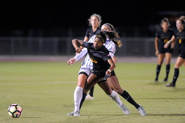 Kicking Off SEC Play: Soccer Heads to Florida for Matchup with Gators -  University of Missouri Athletics