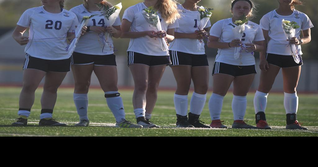 PHOTO GALLERY Hickman soccer shuts out Battle in local matchup