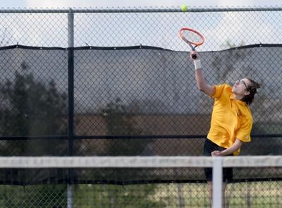 Battle boys tennis falls to Moberly at home