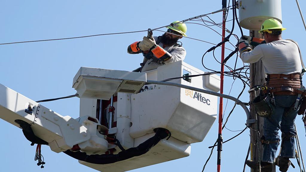 pay-discrepancies-cause-exodus-of-columbia-line-workers-local-columbiamissourian-com