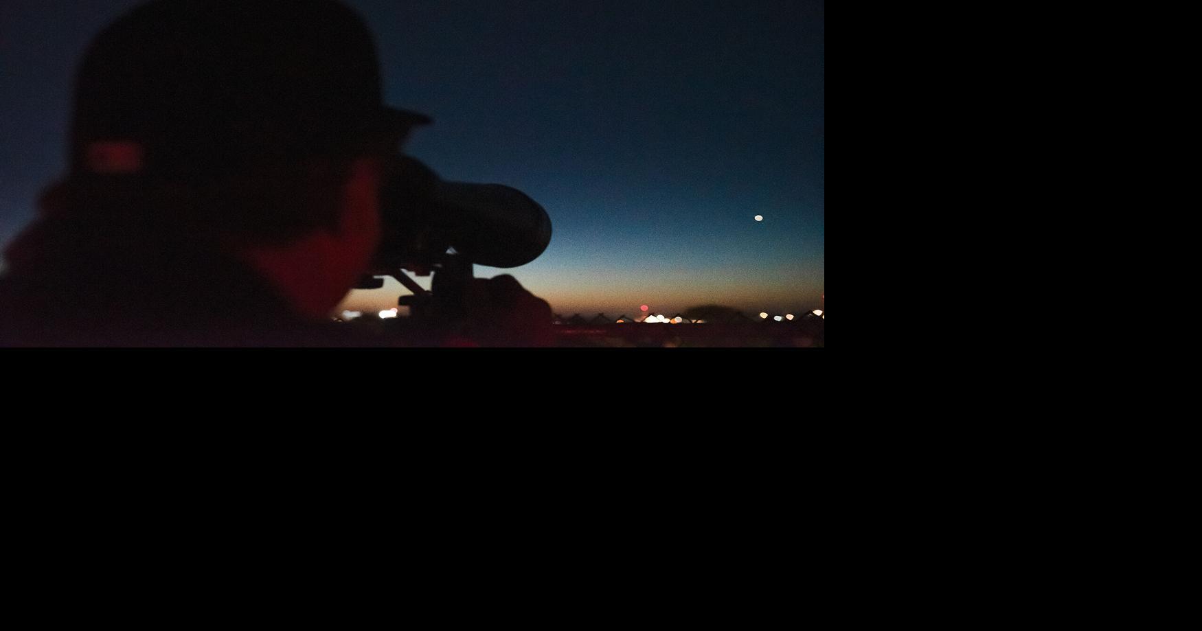 Five planets align in the night sky | Visuals | columbiamissourian.com