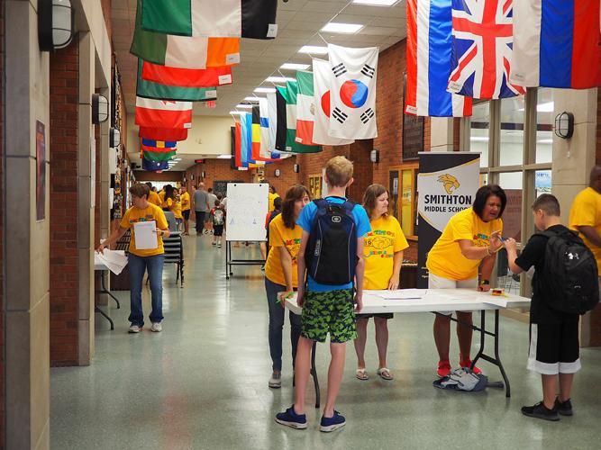 Jump Start Day eases transition for new middle and high school students